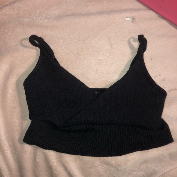 Forever 21 Midnight Black V-Neck Crop Top - Picture 1 of 3
